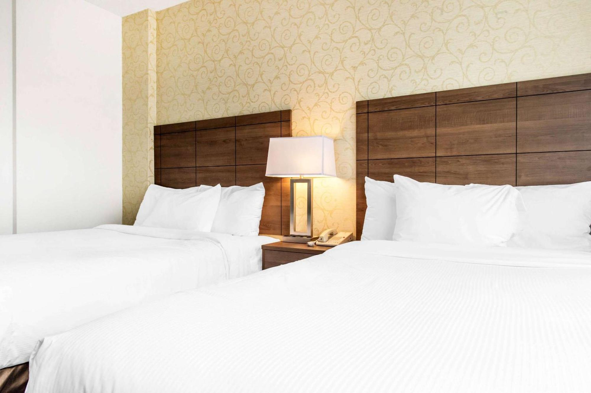 Quality Hotel Dorval Aeroport Εξωτερικό φωτογραφία